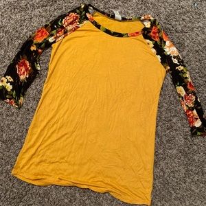 Floral 3/4 Sleeve